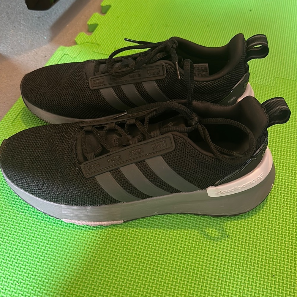 Adidas cloud foam super sneakers